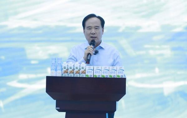“玩”明白了！首部乳业科普剧本杀上线开元棋牌app这个六一伊利把牛奶知识(图4)